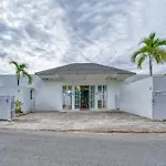 Family Friendly 3 Bedroom Apartment