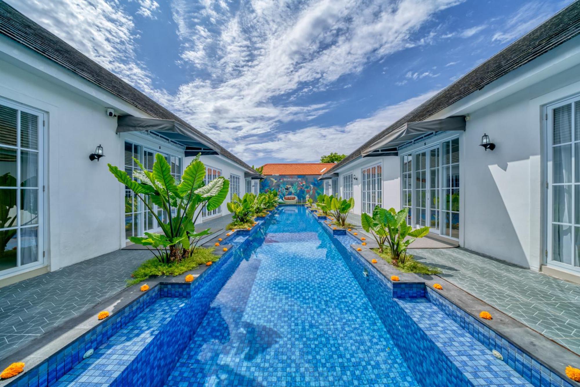 Family Friendly 3 Bedroom * Sanur (Bali)