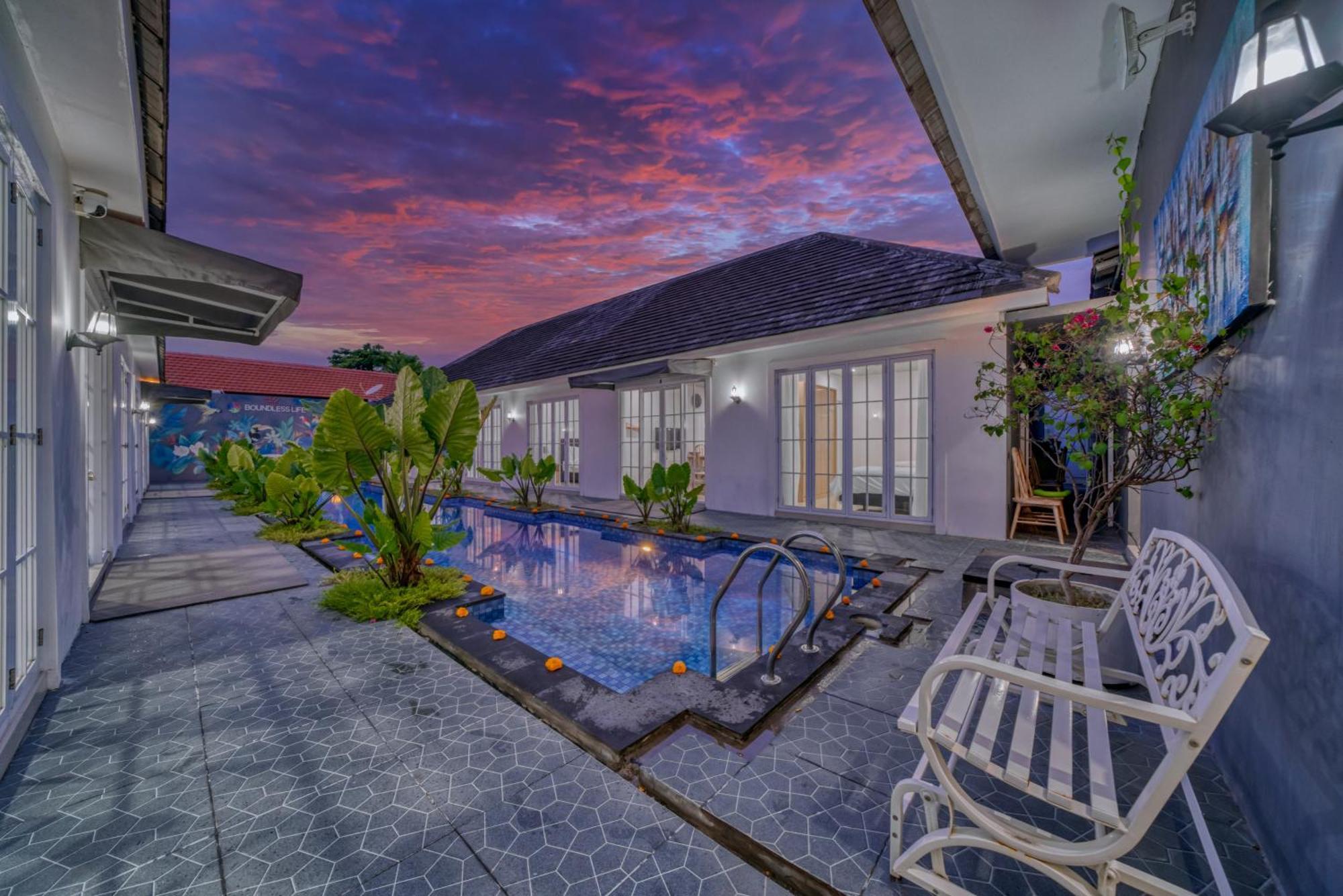 Family Friendly 3 Bedroom Apartemen Sanur (Bali)